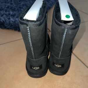 Womens Uggs , short